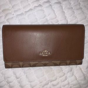 coach wallet